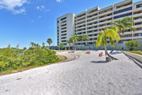 Scenic Balcony and Beach Access Hudson Condo